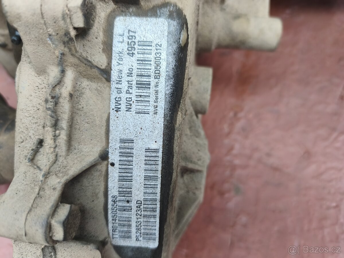 Jeep Cherokee KJ přídavná převodovka