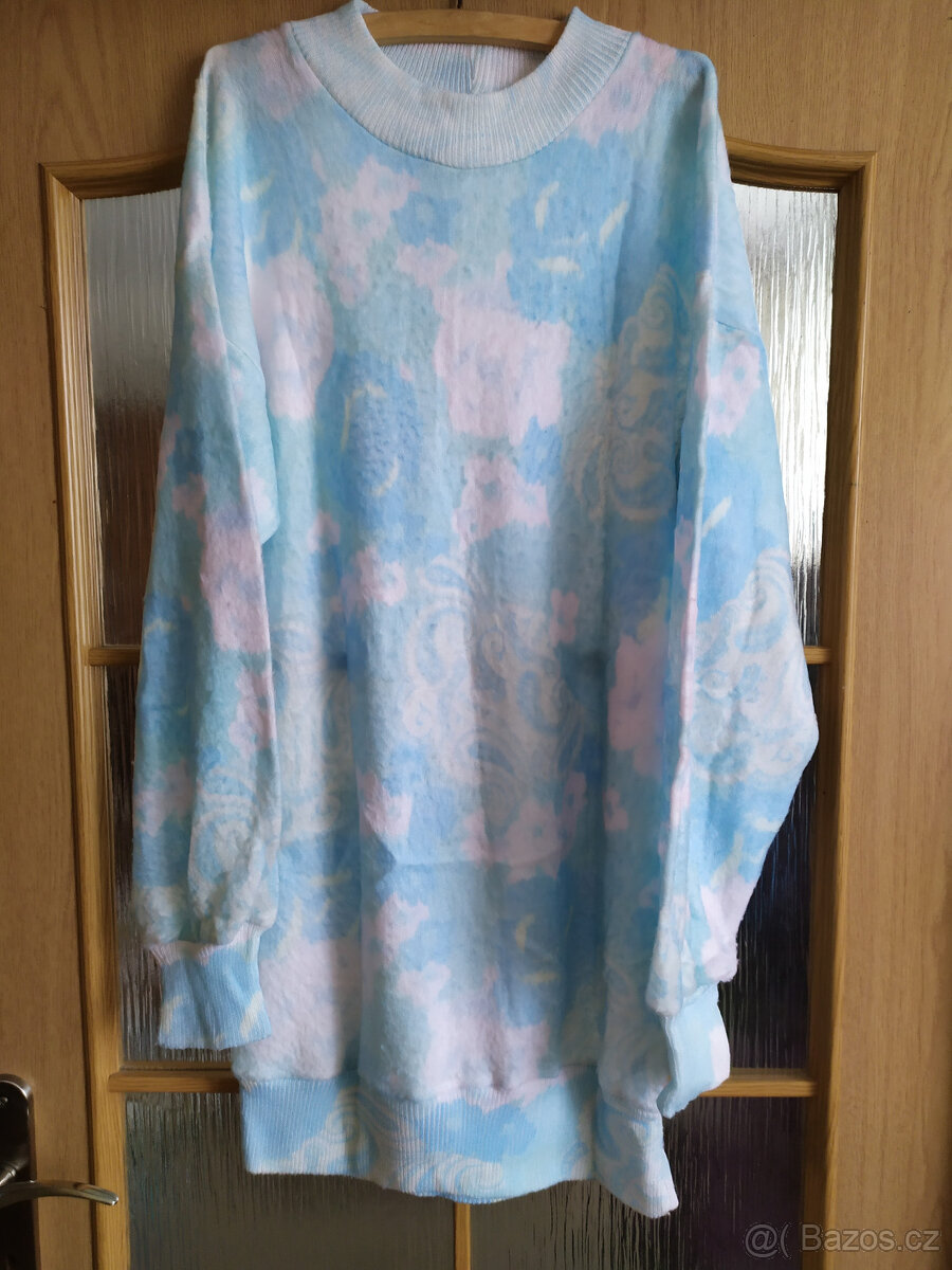 DÁMSKÝ DELŠÍ PRUŽNÝ SVETR SRN VEL.42/44