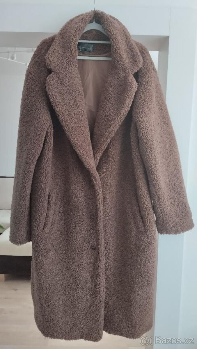 DÁMSKÝ ZIMNÍ KABÁT vel. 52 / xxxxxl - medvídkový kožíšek