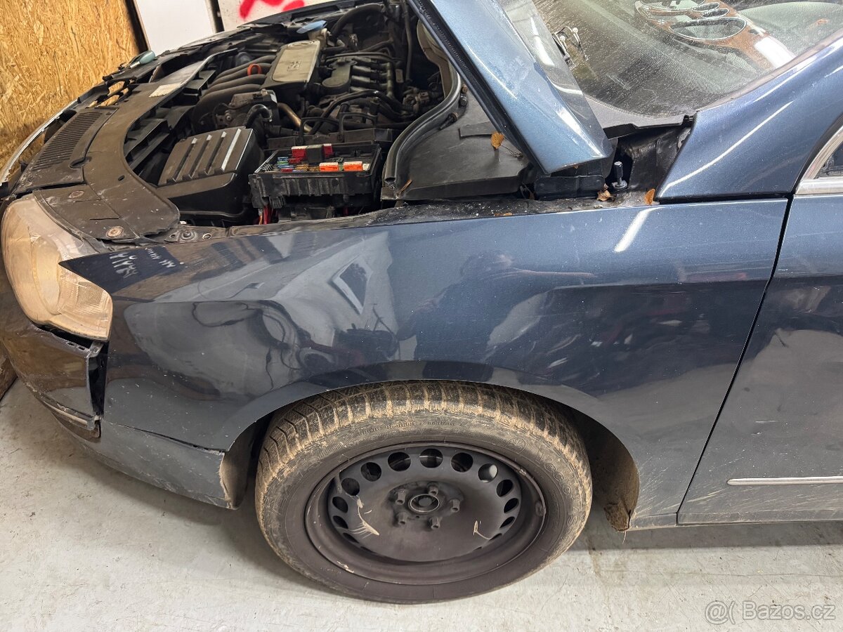 Blatník levý přední passat b6
