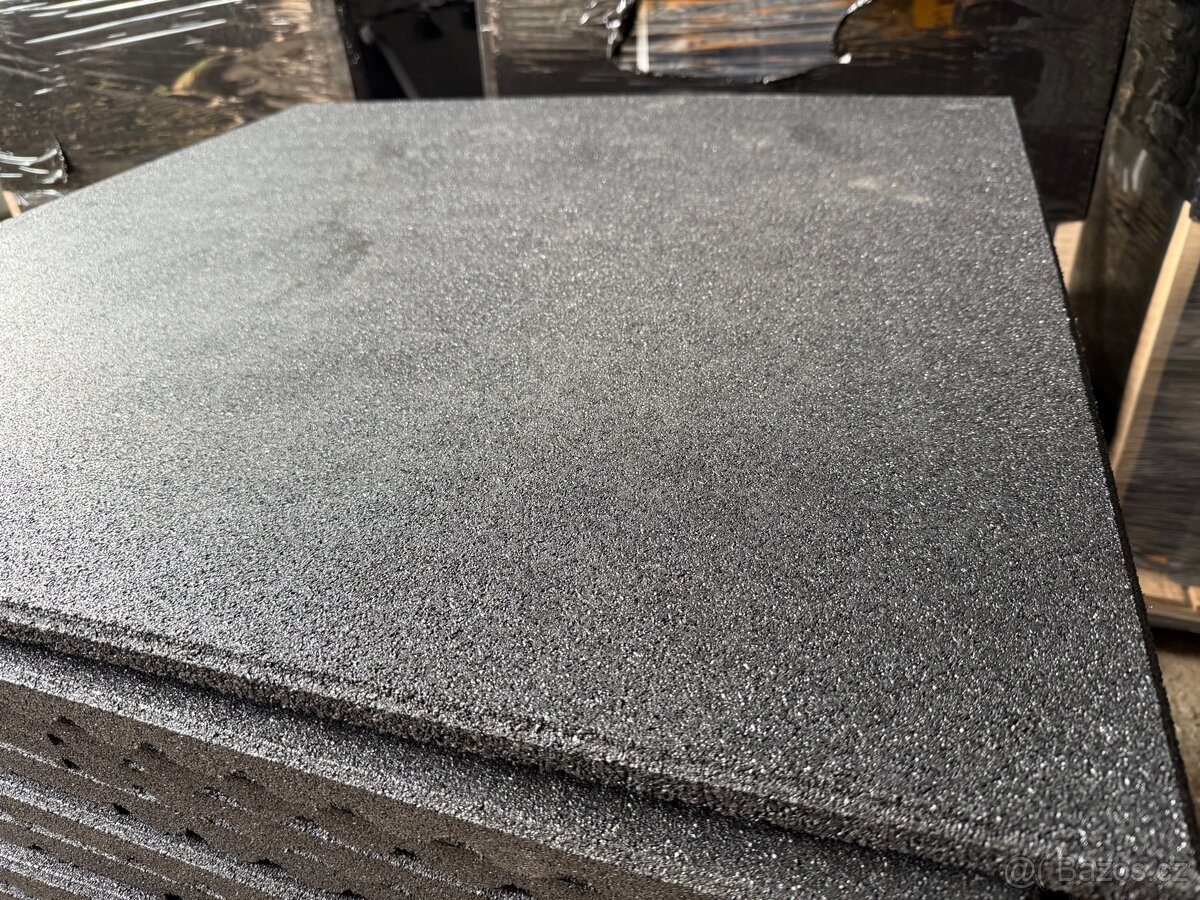 Gunová podlaha 3cm tloušťka 100x100