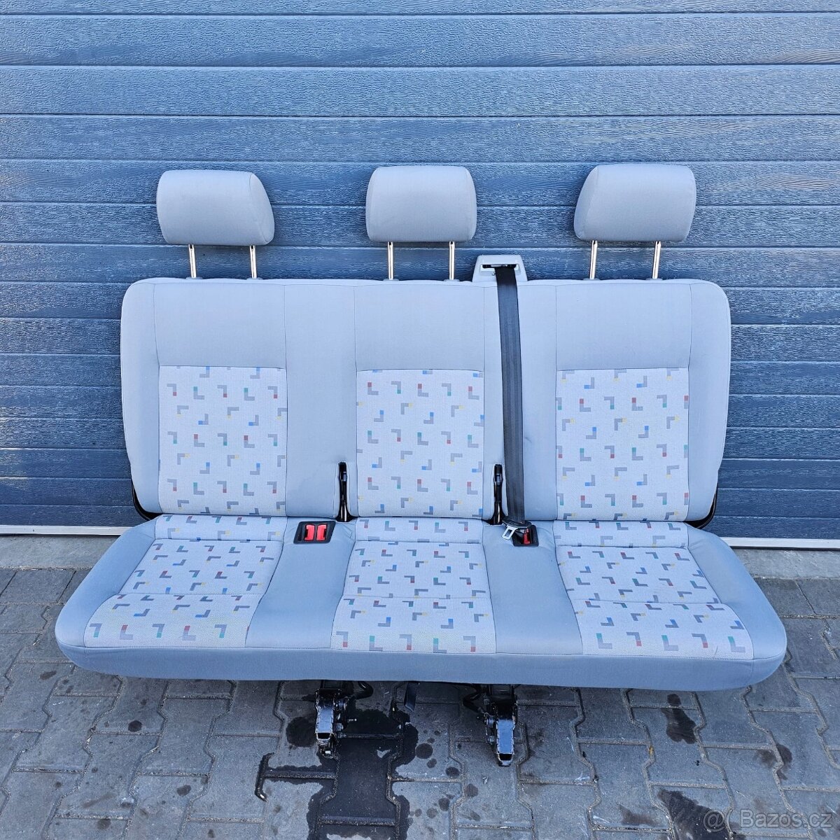 Sedadlo VW T5 do třetí řady