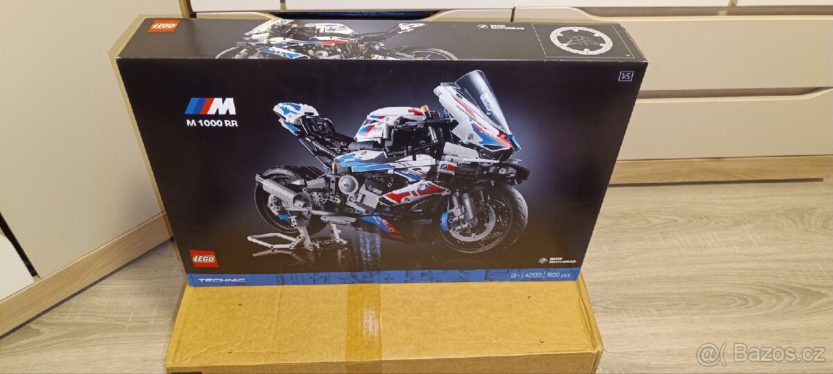 LEGO TECHNIC BMW M 1000 RR 42130 NOVÉ