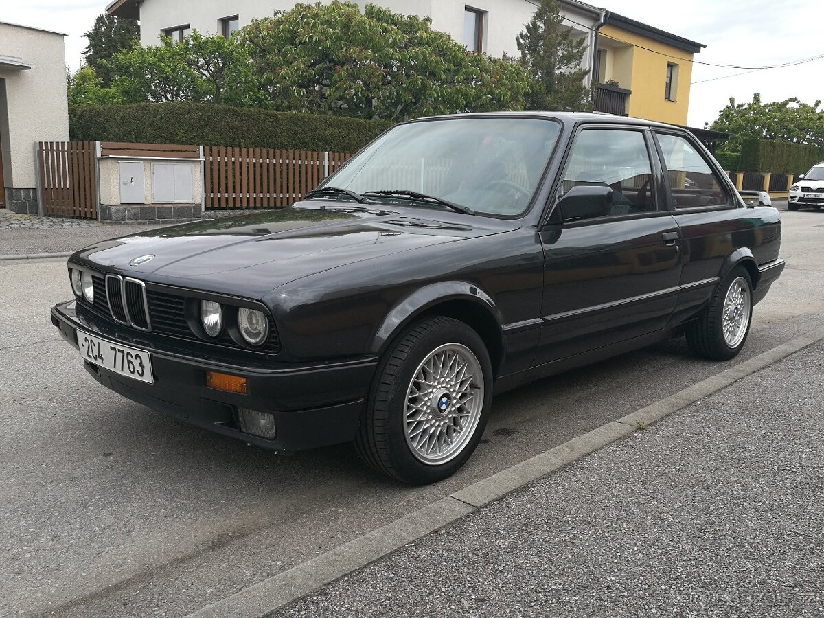 BMW e30