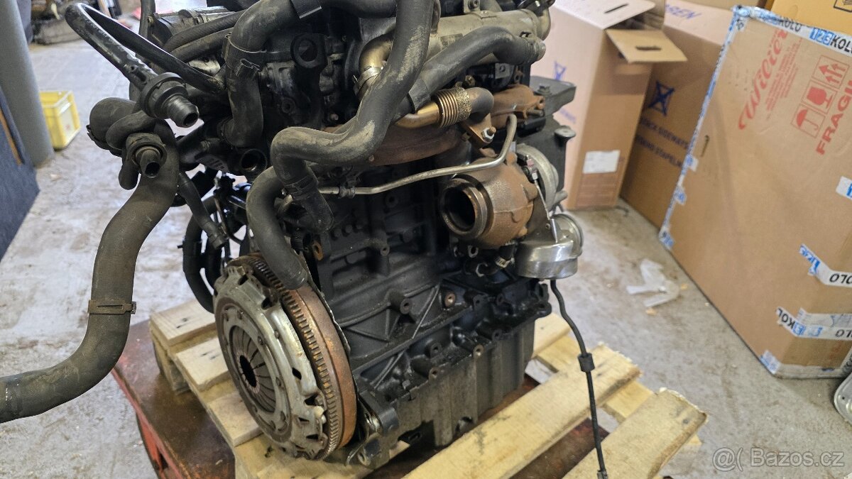 VW T5 1,9 TDi BRS - díly z motoru