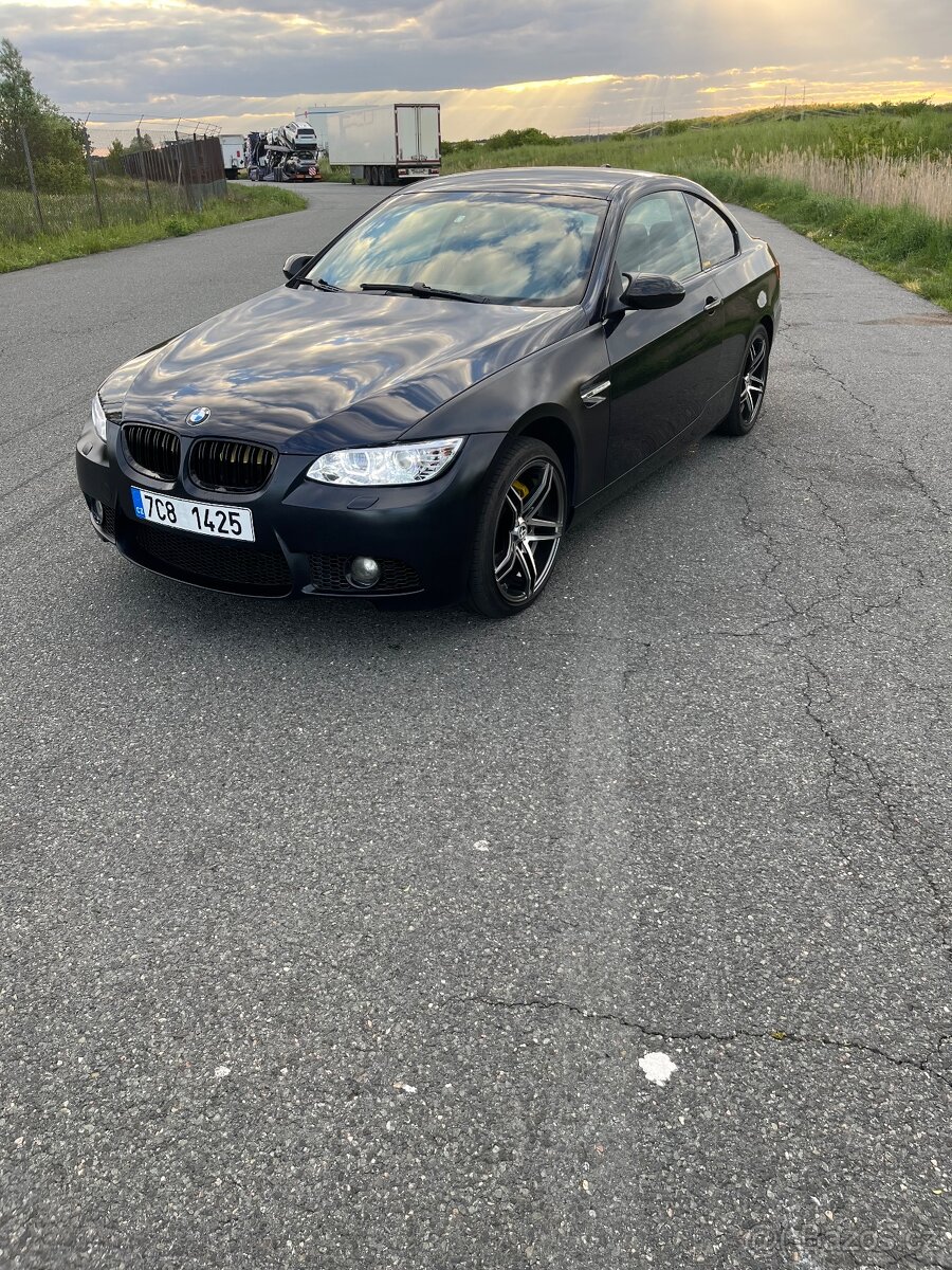 BMW 325i e92