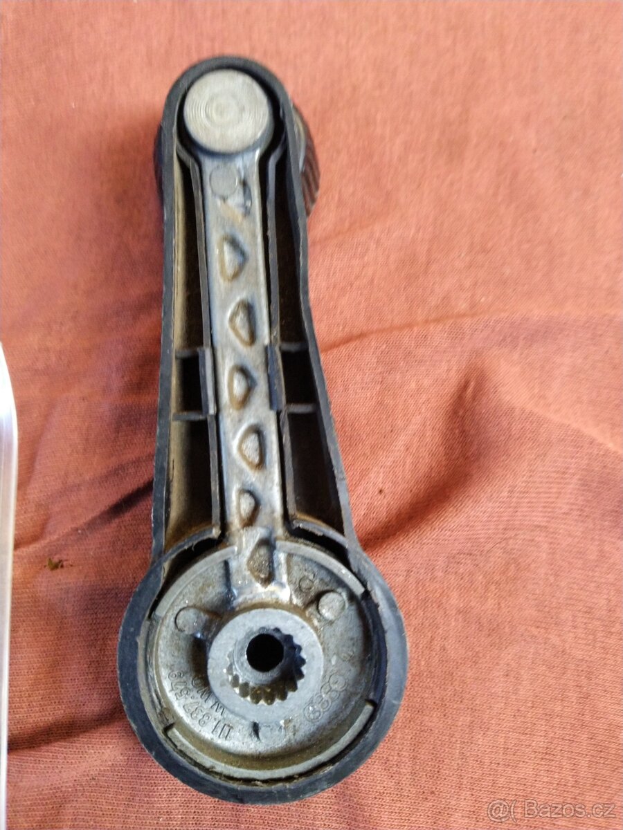 díly vw brouk, ponorka i kulatina..
