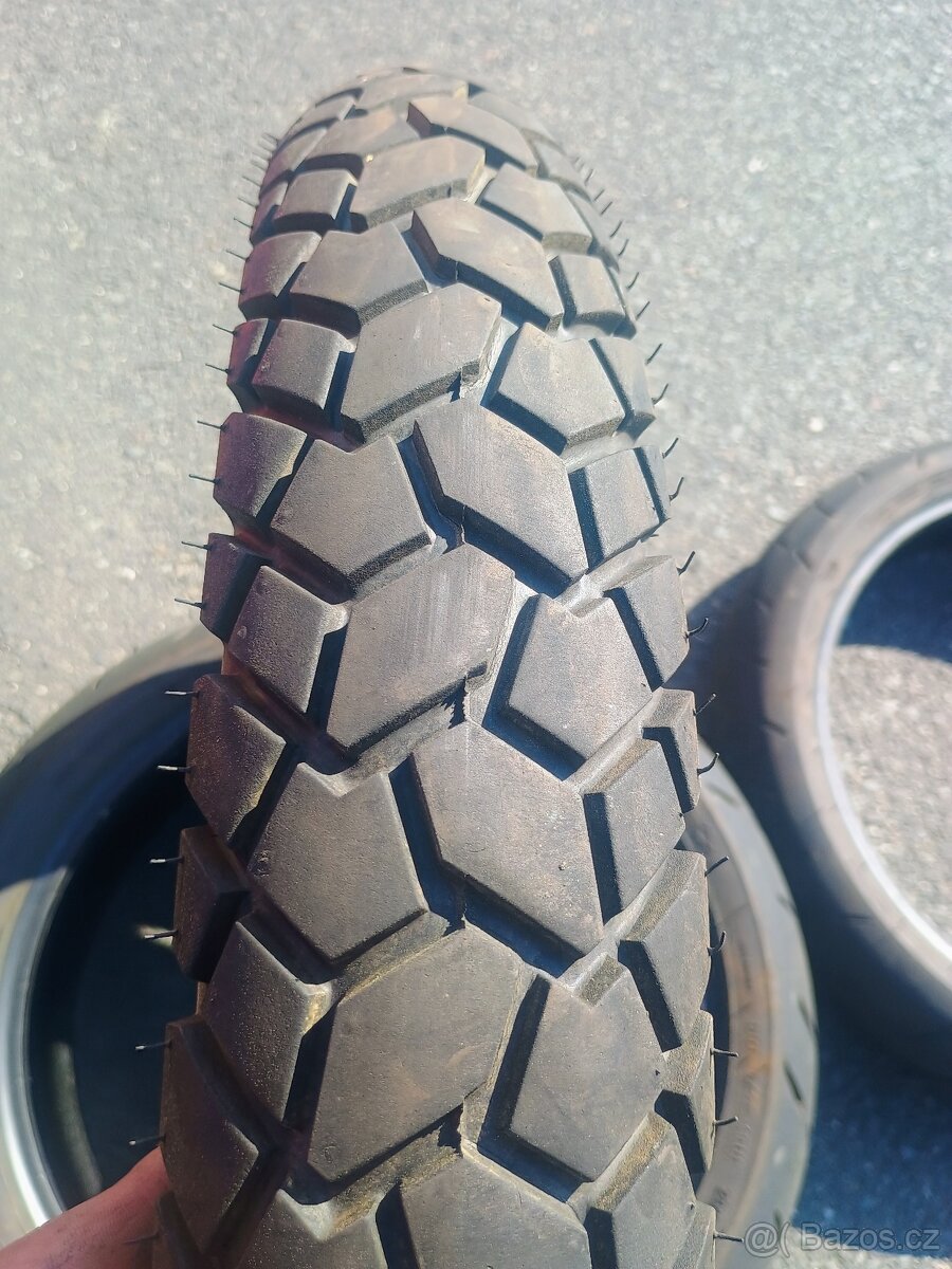 90/90-21 enduro pneu Continental