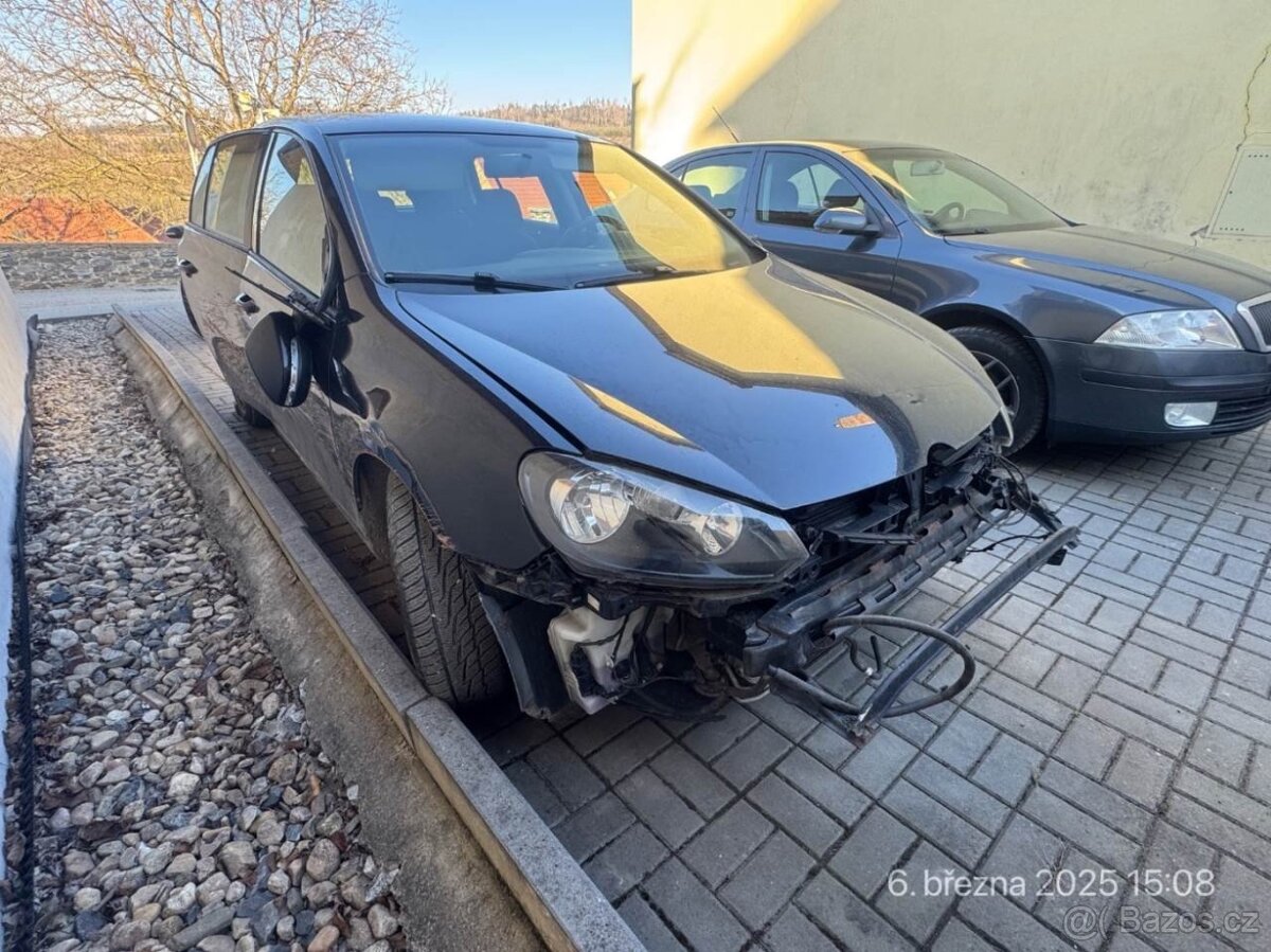 VW Golf 6 Hatchback 1.6TDI 66KW CAYB LHW LC9X r.v. 2010