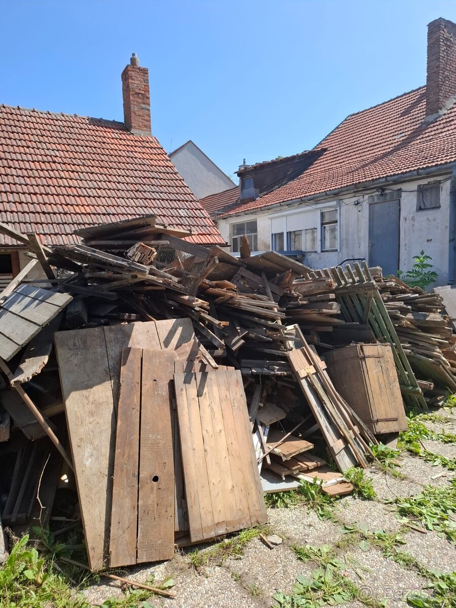 Dřevo za odvoz