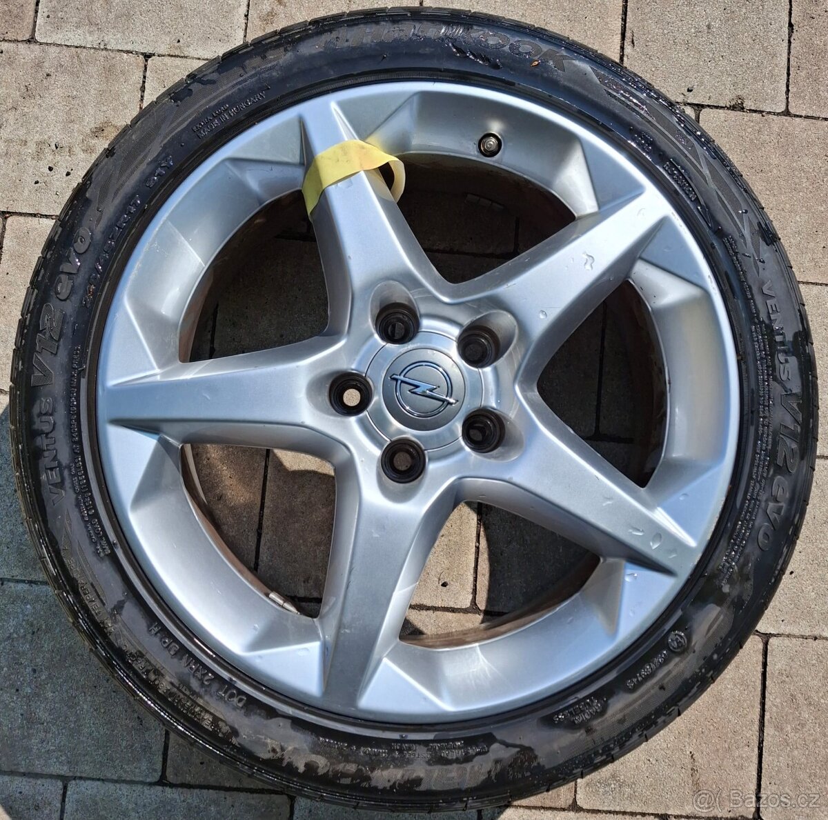17" Opel 5x110 7j et 44 letní pneu 215/45r17