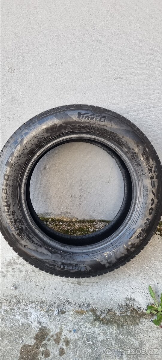 Letní pneumatiky 215/60 R16