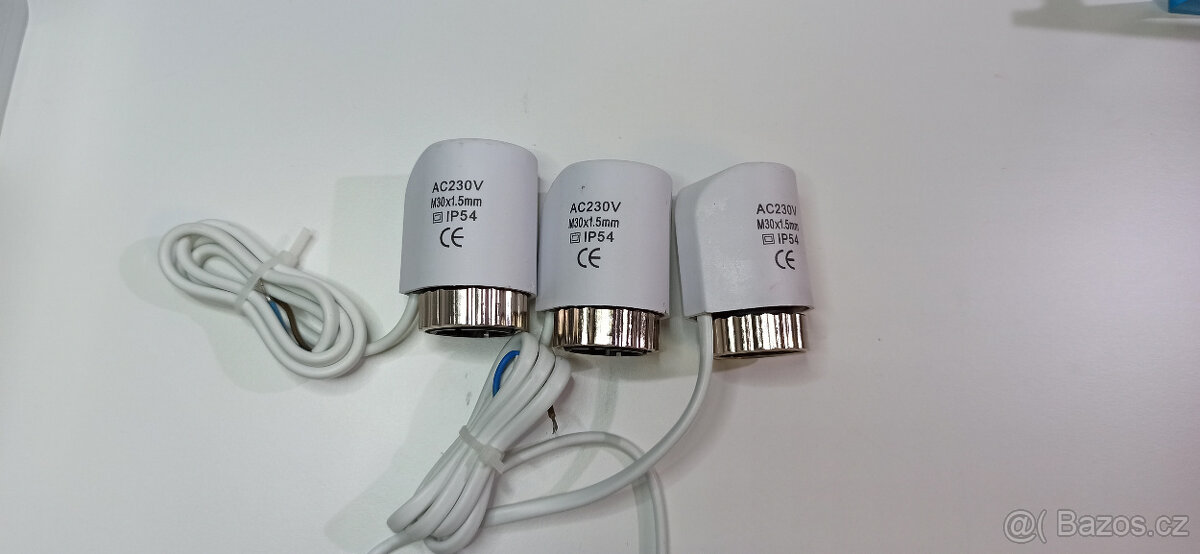 TRV ventil na radiator 230V 3ks