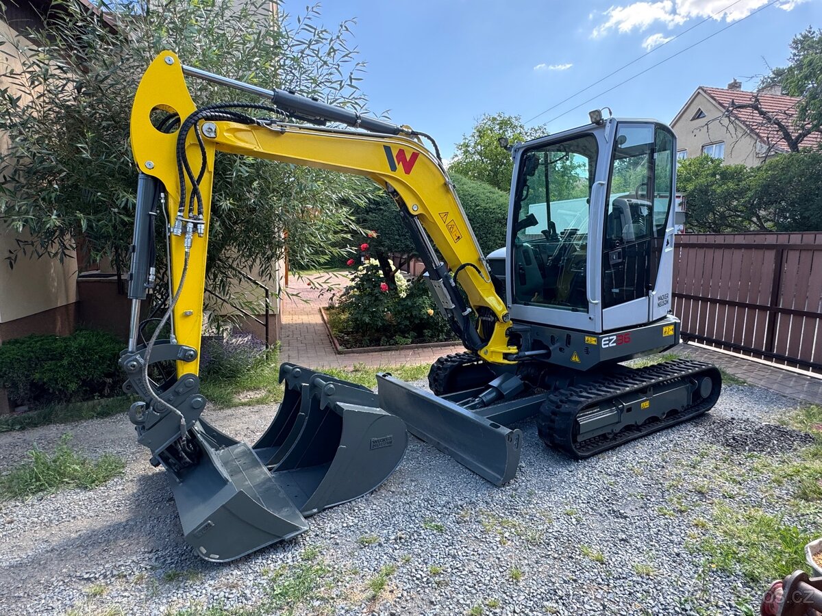 Bagr Wacker Neuson EZ36, 920mth, 2021, 3x lopata