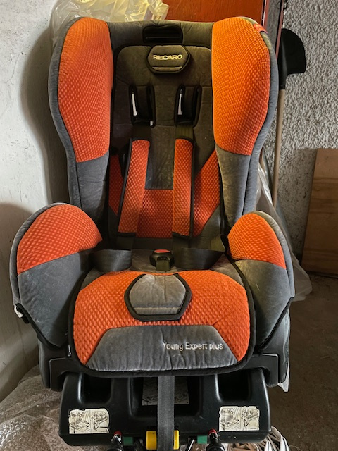 SEdačka Recaro