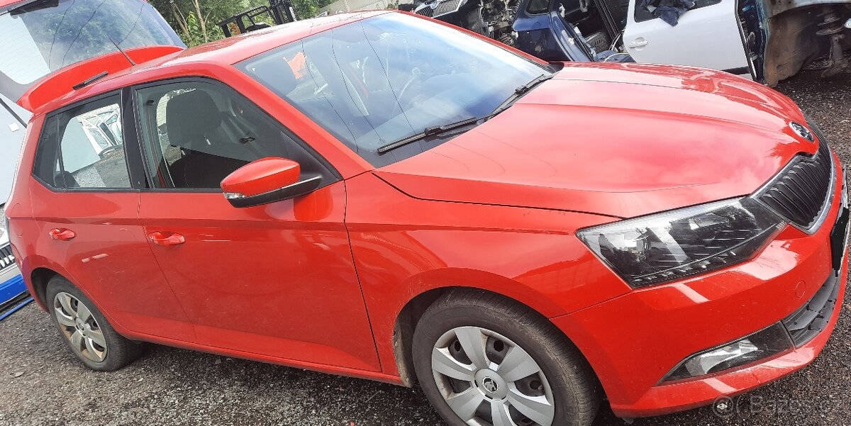 nd ze škoda Fabia 3, 999TSI 81kW, červená,bílá,modrá
