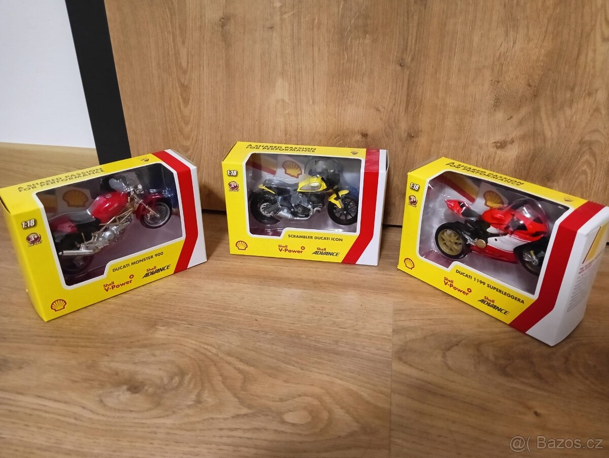 Prodám tři modely motorek