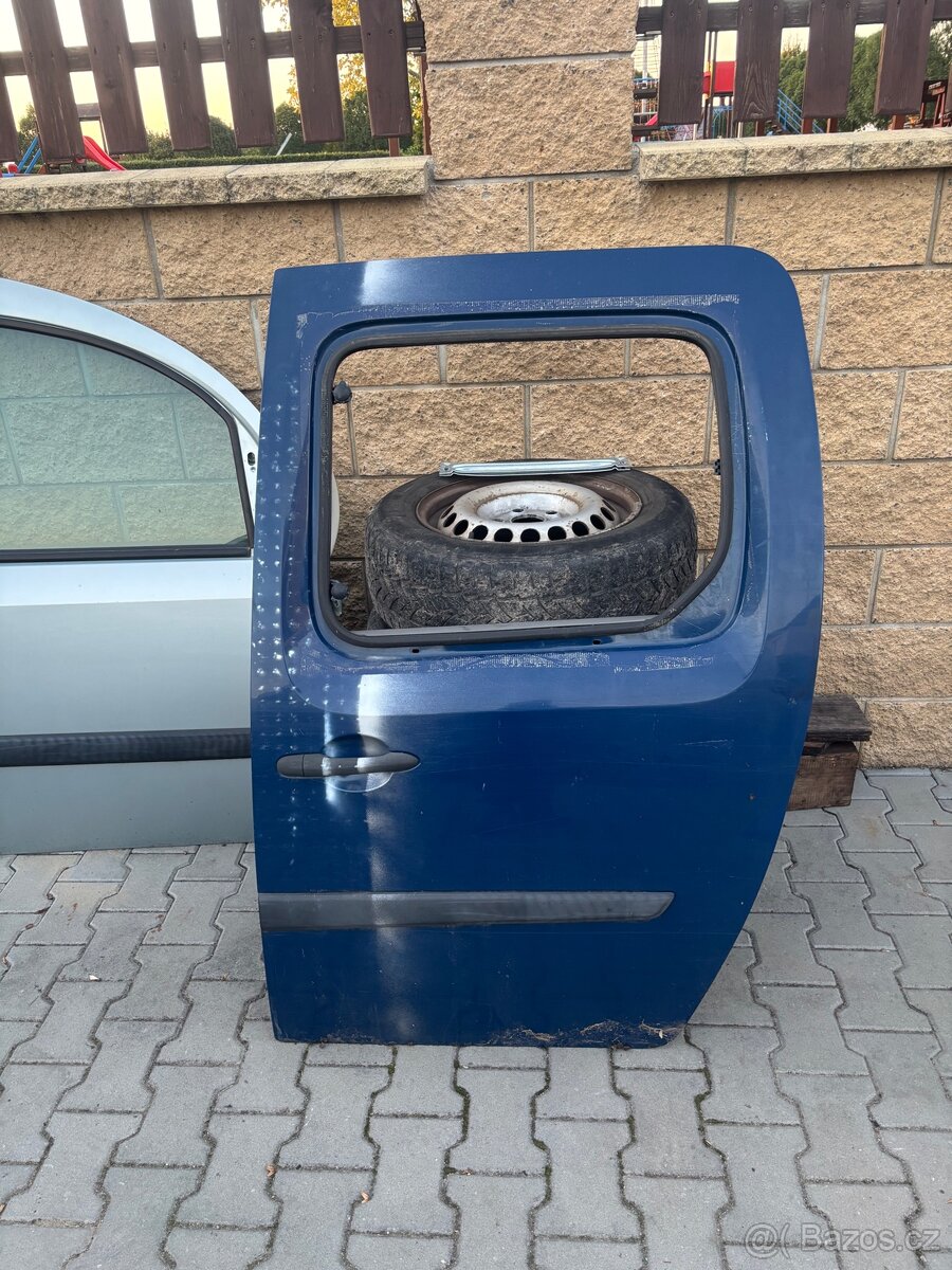 Leve posuvné dveře kangoo2