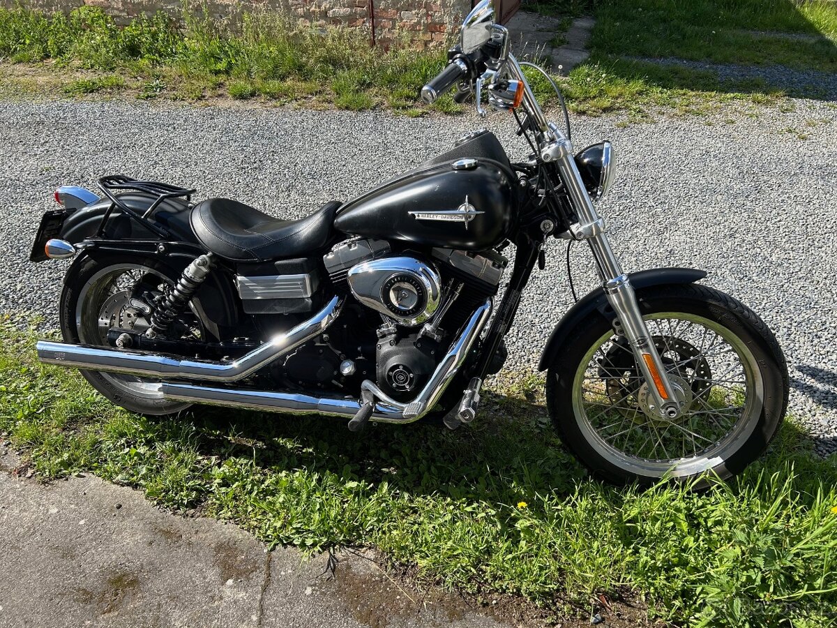 Harley Davidson FXDB Dyna Street Bob