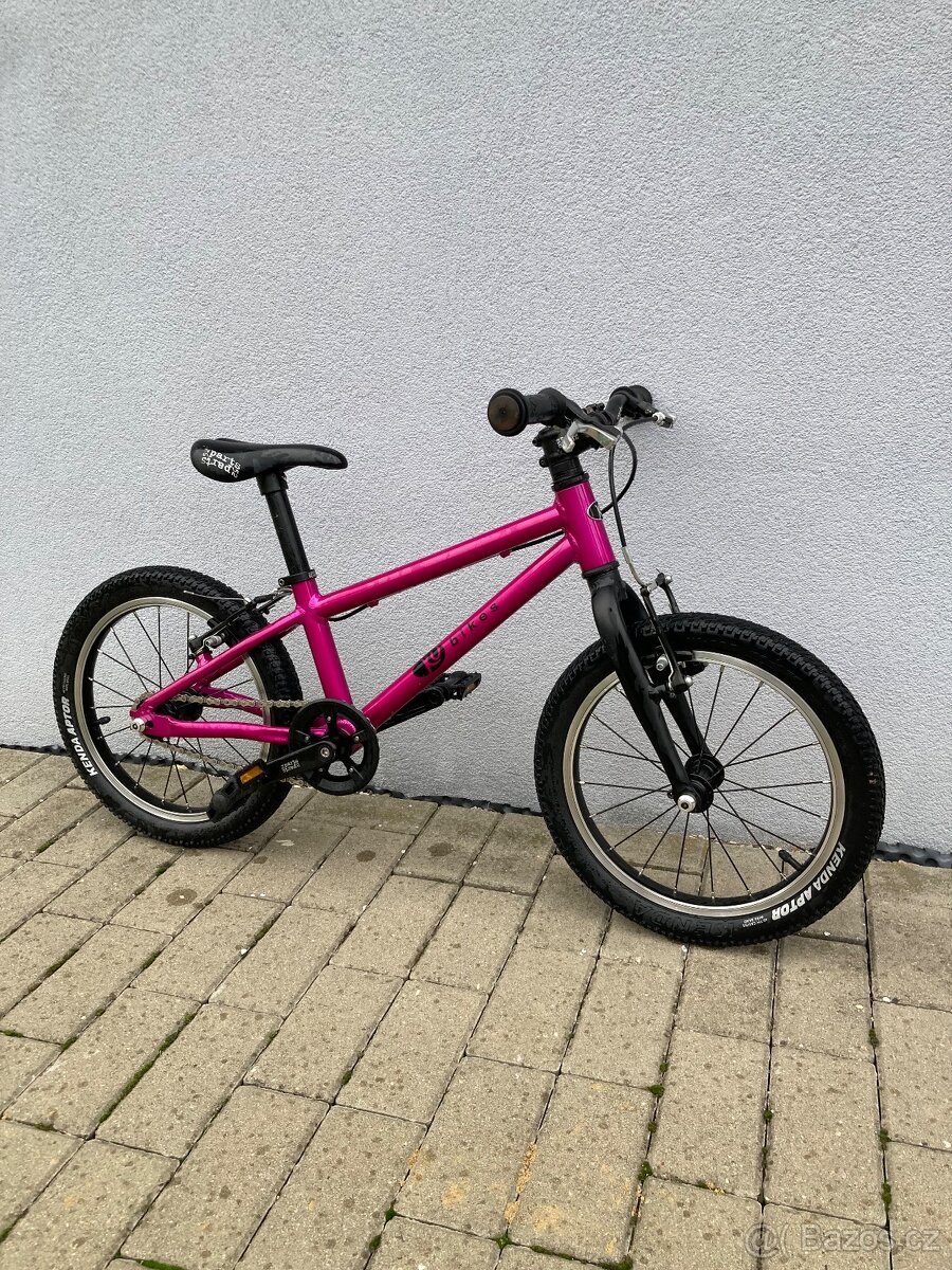 Dětské kolo KUbikes 16"L - váha 5,7kg