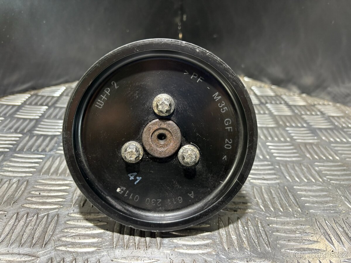 //Čerpadlo Servořízení Mercedes 2.2/2.7/3.0CDI//