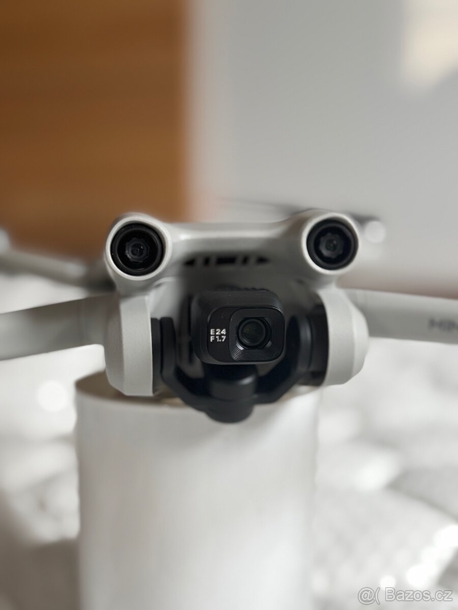 DJI Mini 3 Pro + Fly More Combo