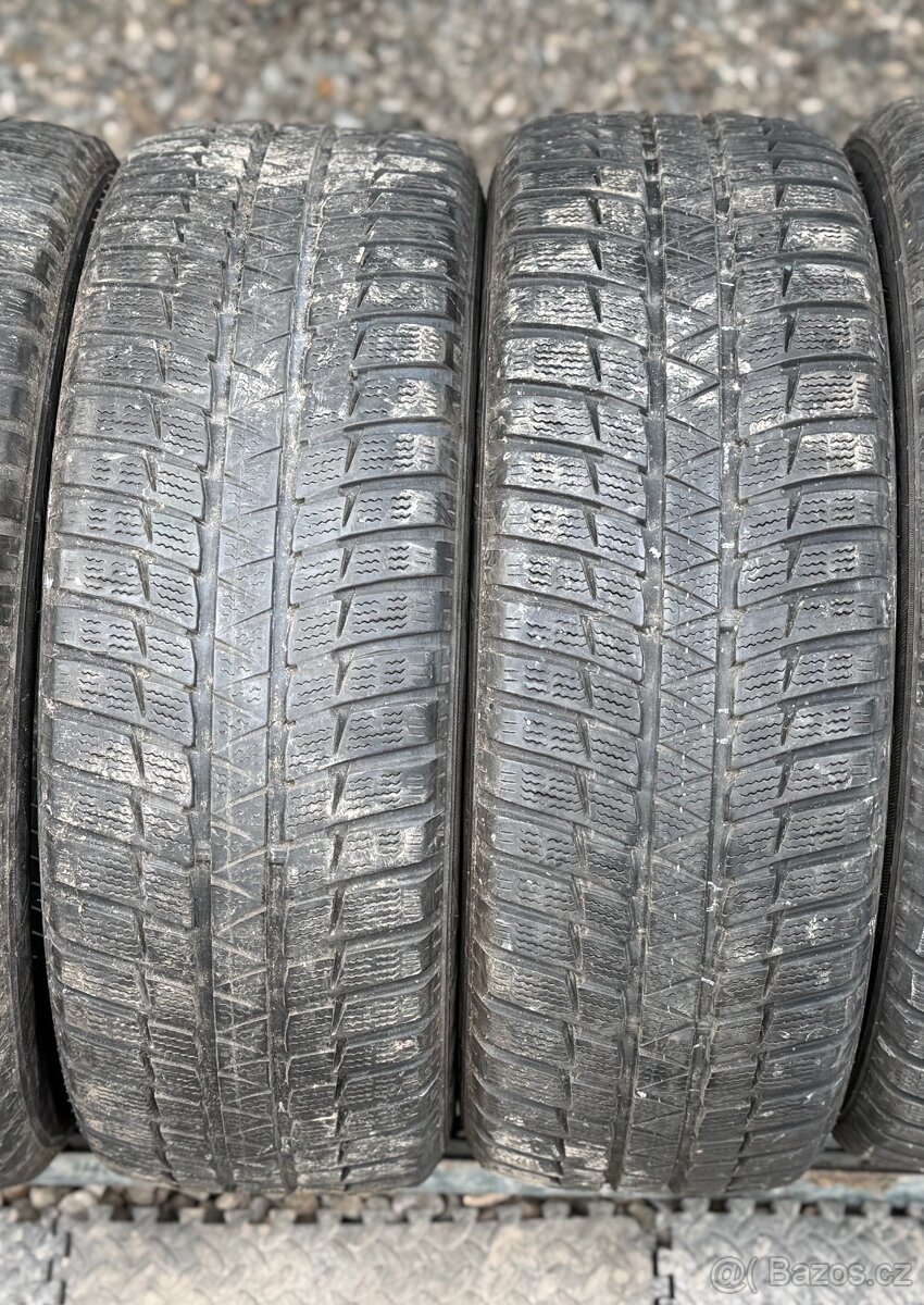 205/55/16 - Falken zimní pár pneu