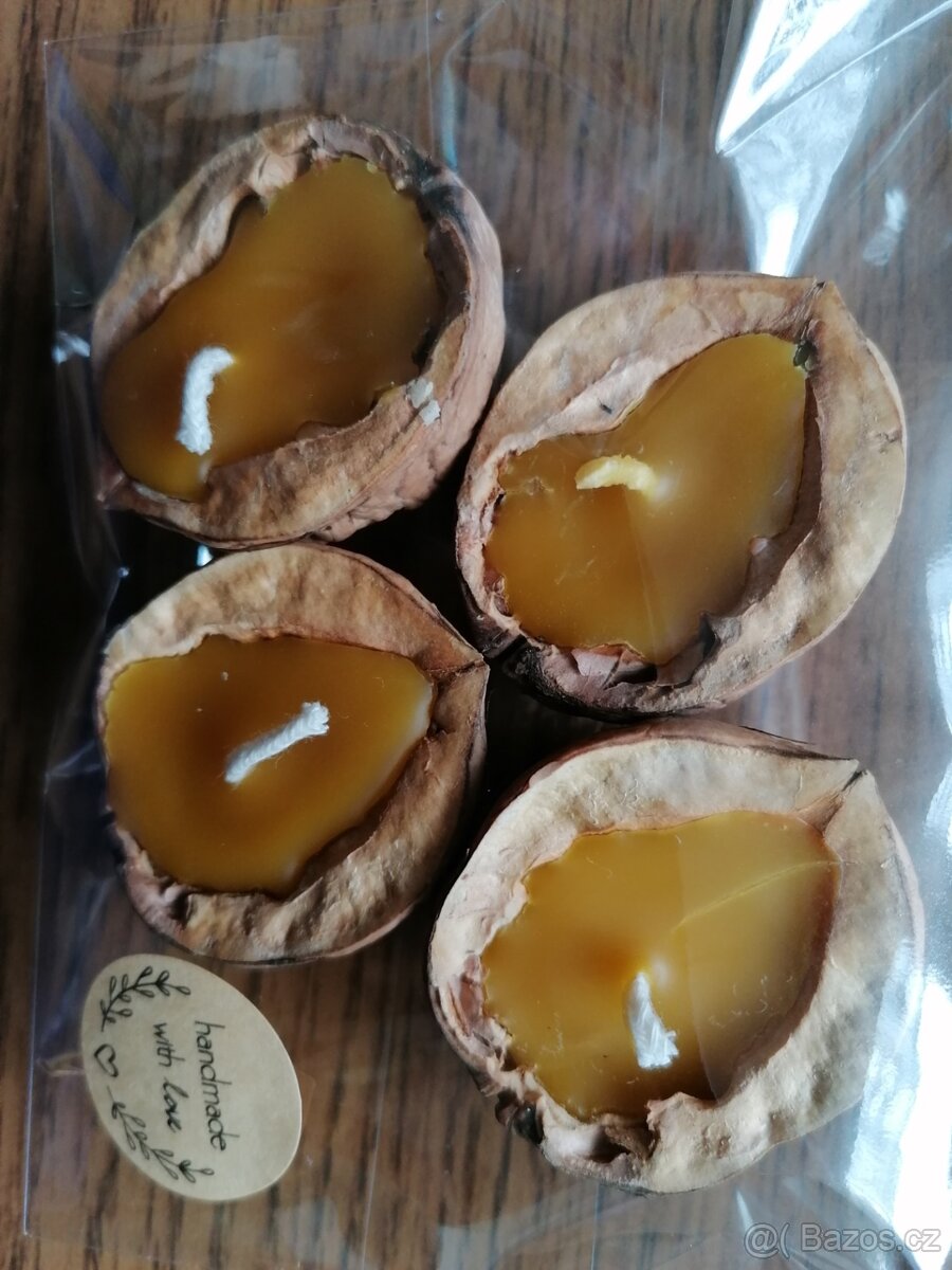 Vánoční plovoucí lodičky se včelím voskem