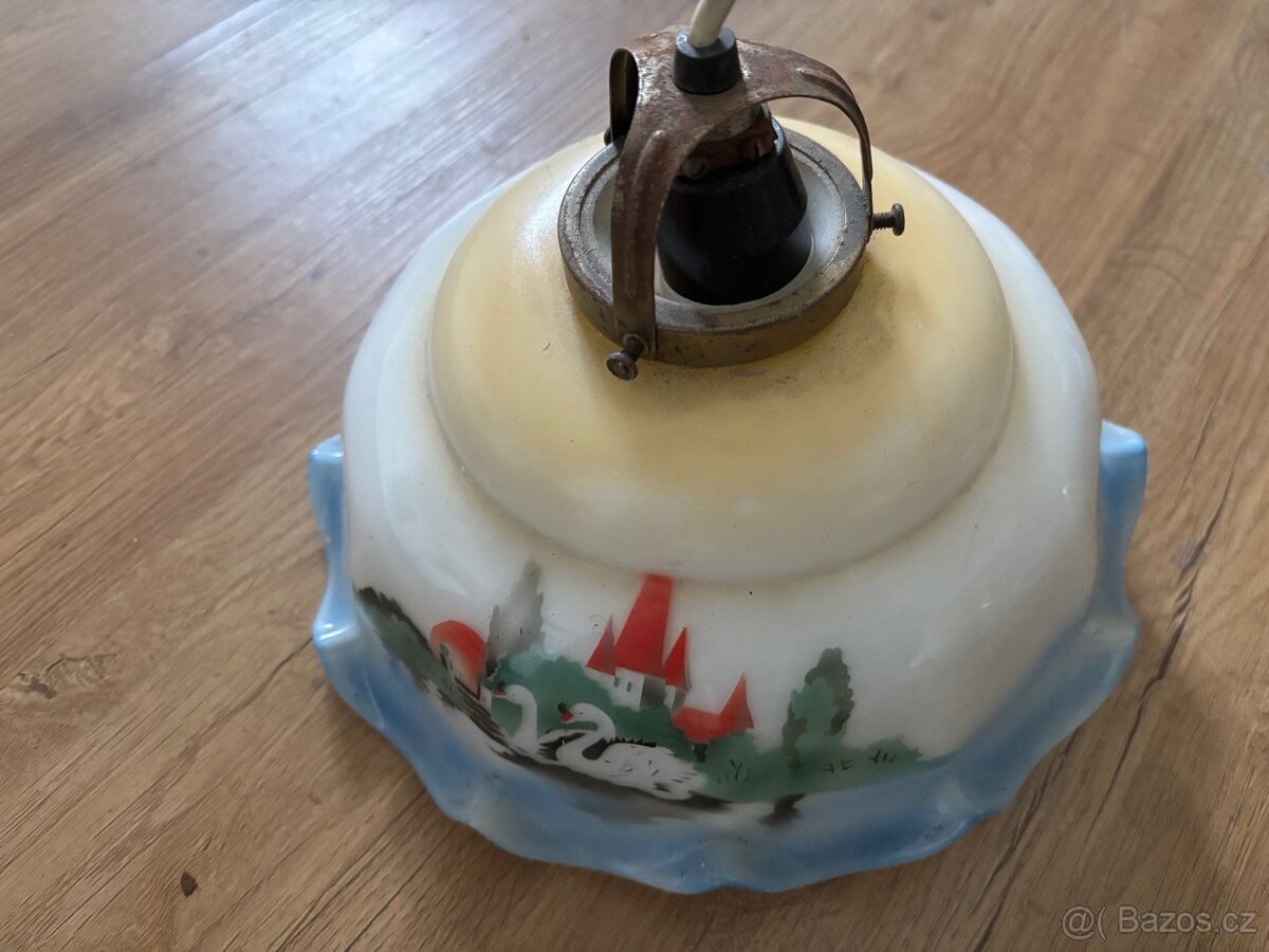 Stará stahovací lampa