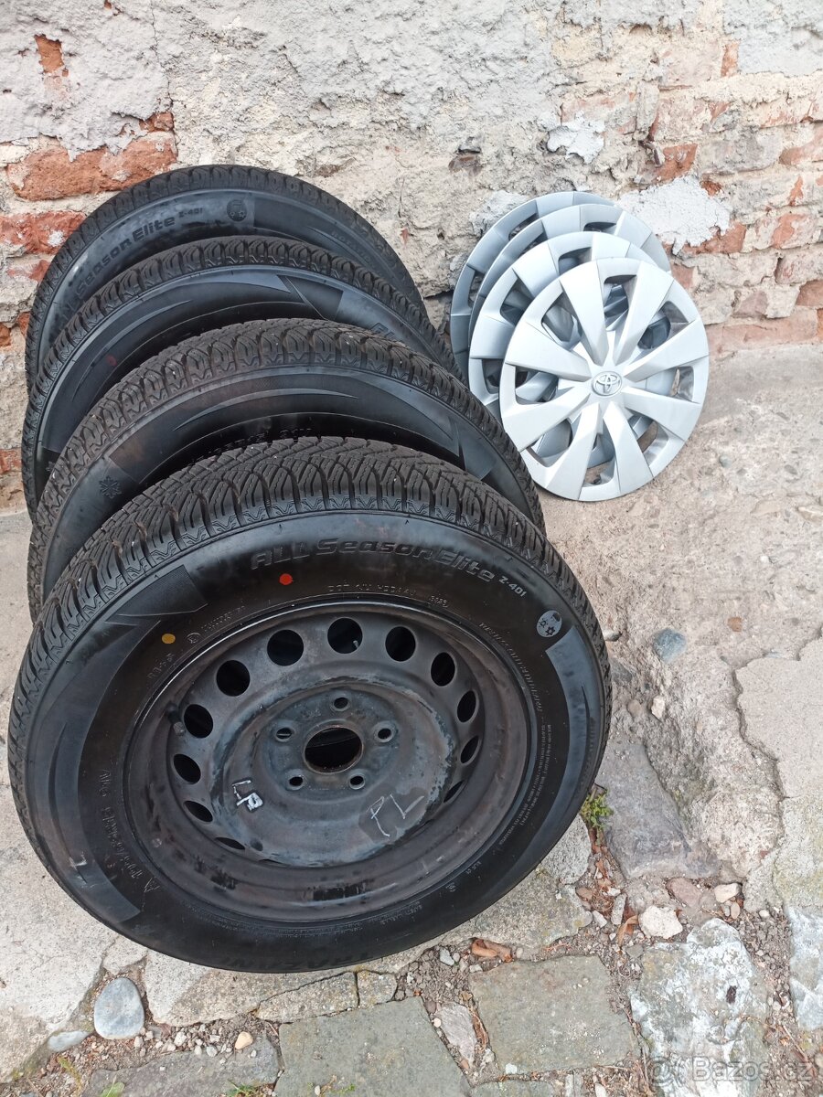 Trazano 195/65/15 celoroční Toyota Corolla sedan 2019+