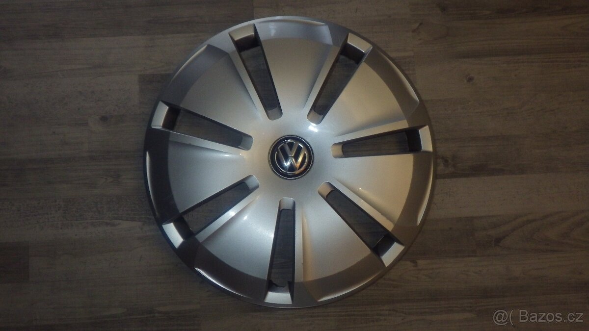 1ks originál poklice VW 16" Volkswagen Multivan