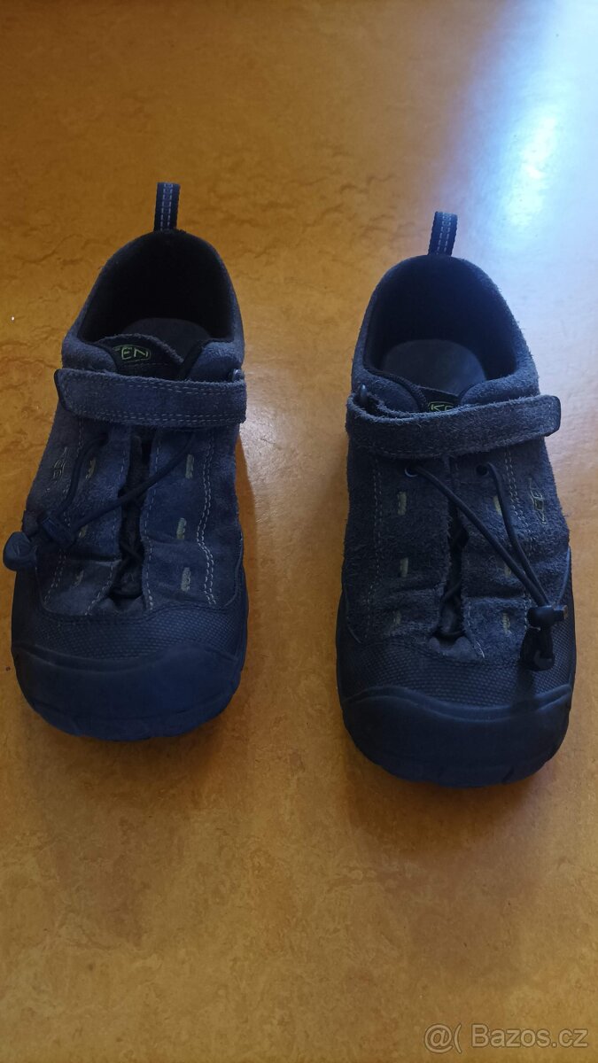 Celoroční boty Keen Jasper II vel. 37