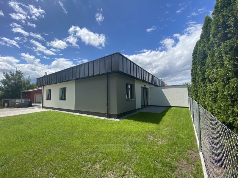 Pronájem bytu 4+kk, 80 m² + 130 m² zahrada, Roudné