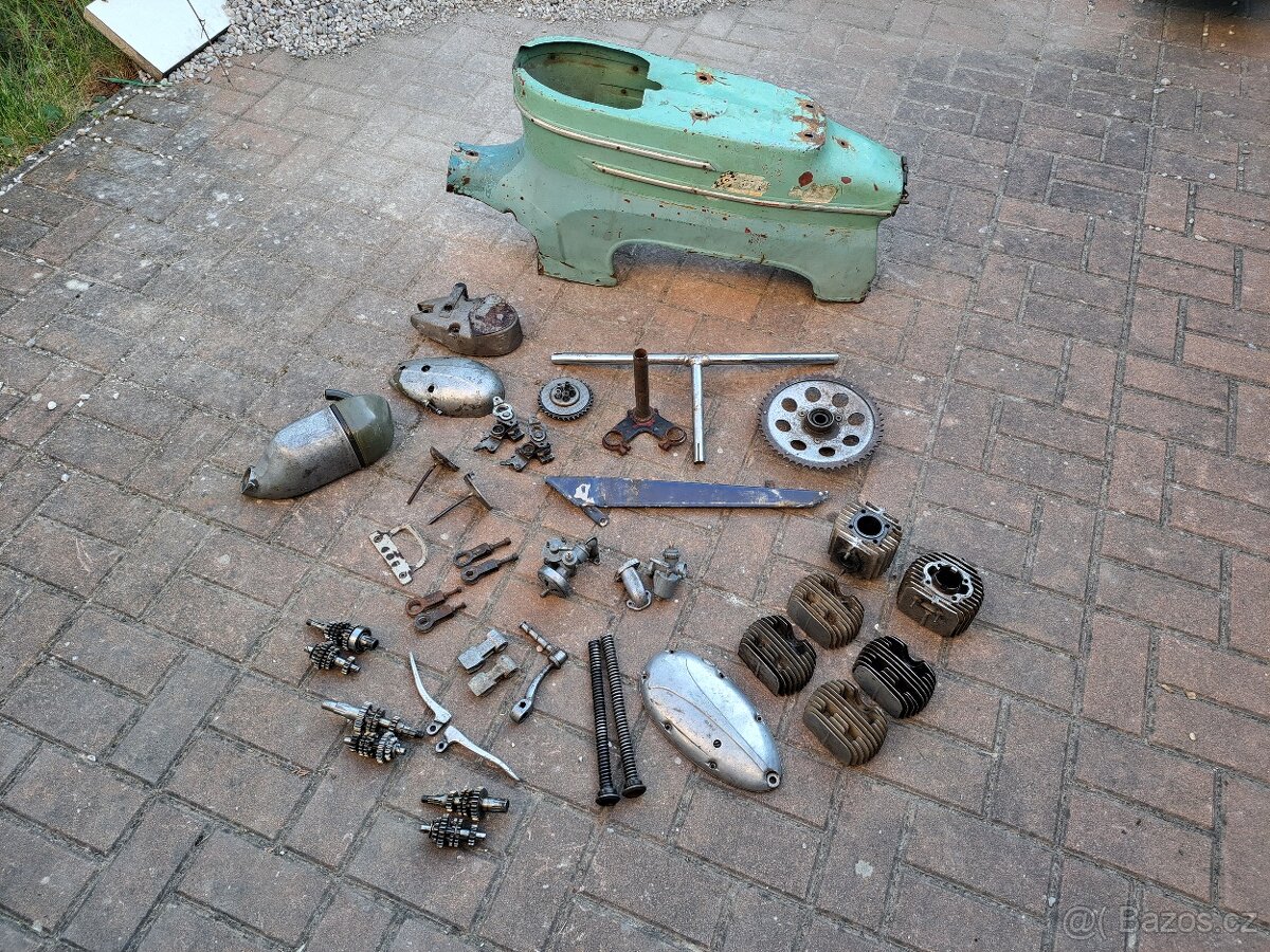 Jawa 50 550 555 05 20 21 23 pionýr mustang pařez díly