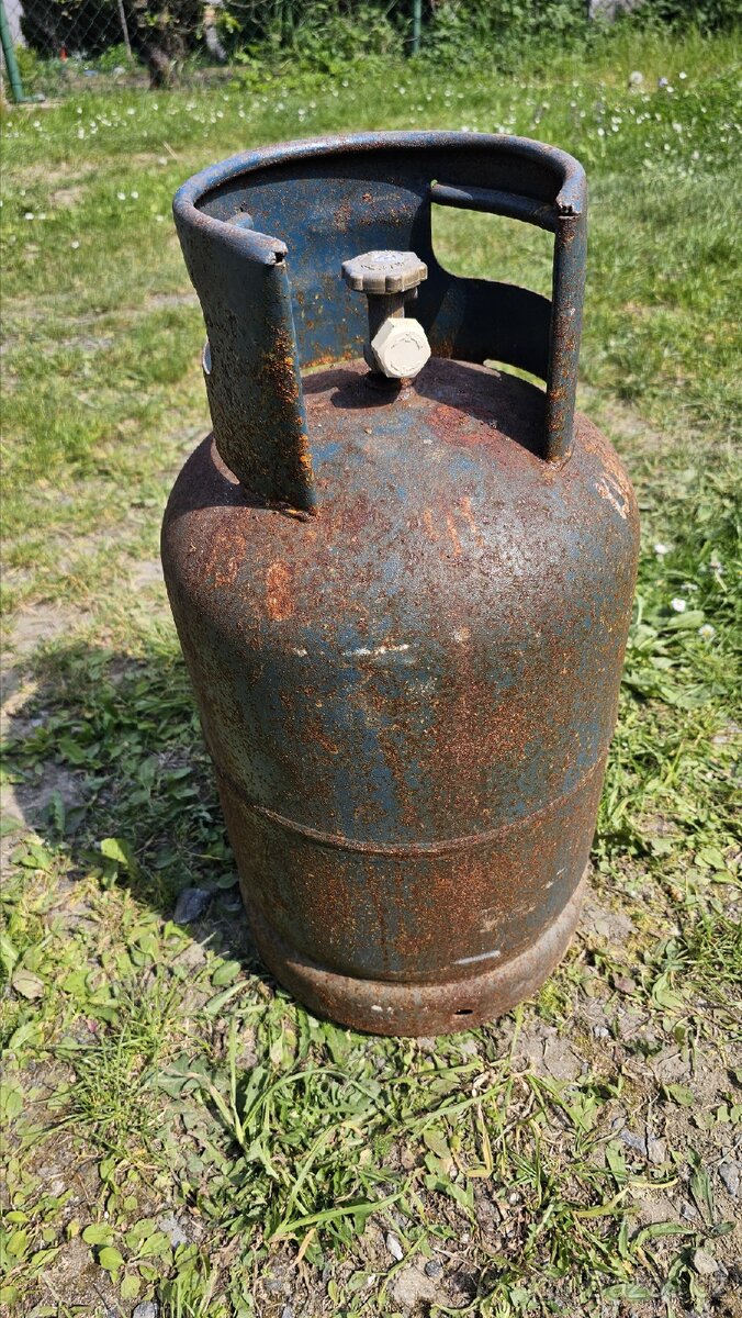 Bomba propan butan 10kg, cena 500,-
