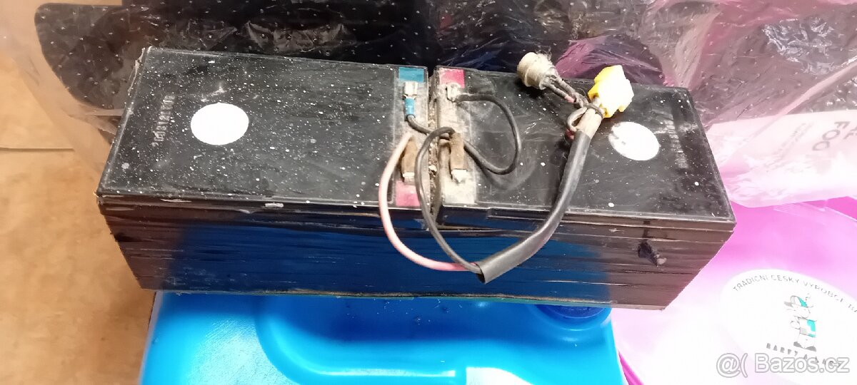 Baterie elektrokolo stará 1.5roku