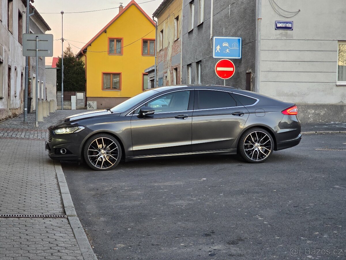 Ford mondeo mk5 110kw titanium r2015