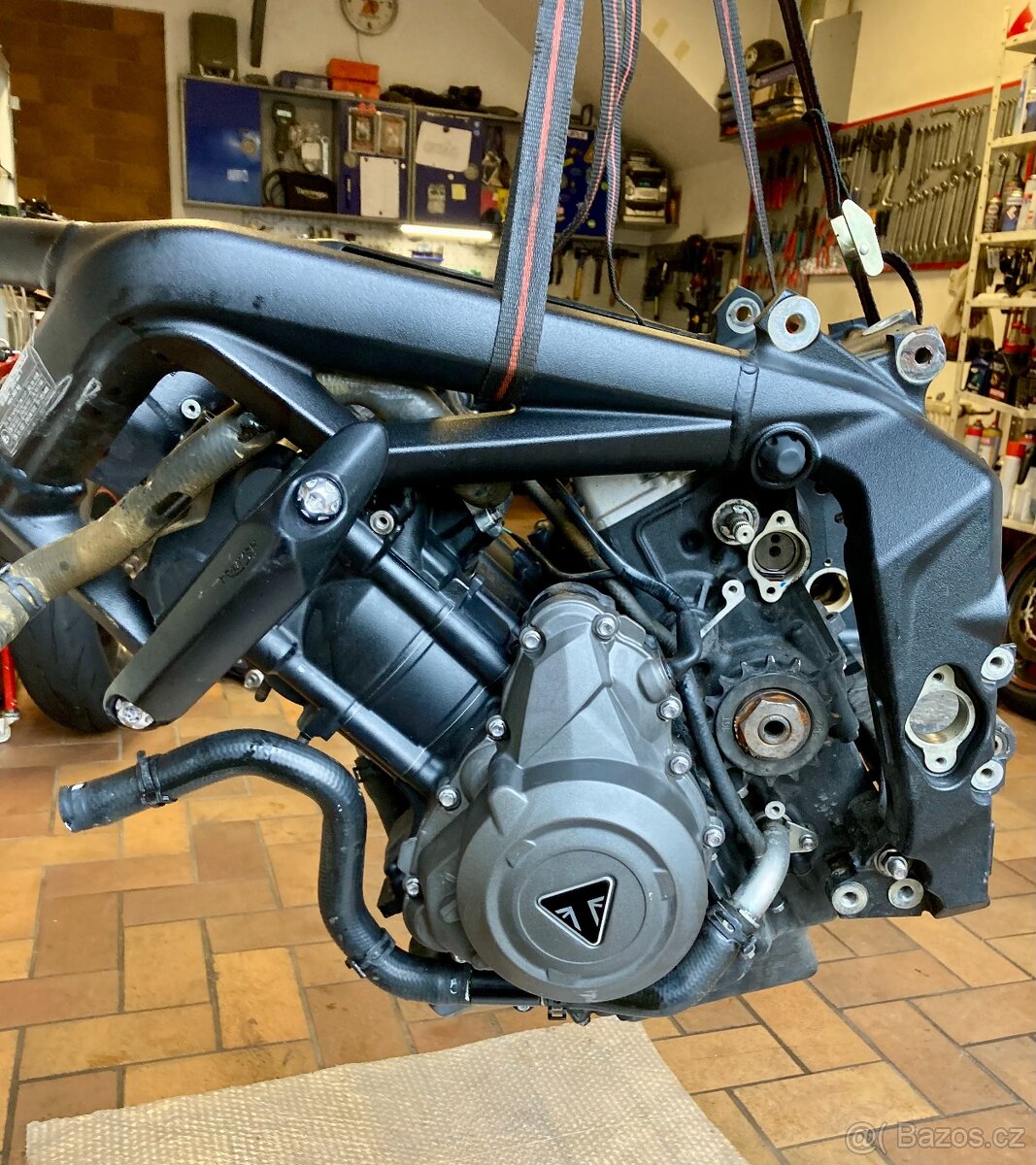 Triumph Street Triple RS 765
