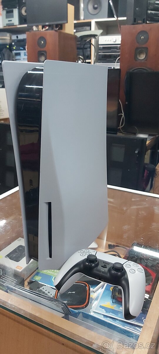 Playstation 5 s mechanikou