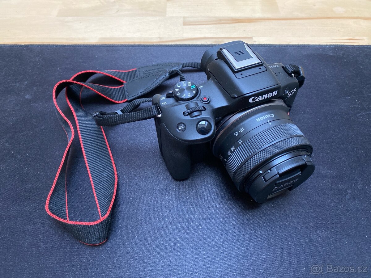Canon EOS R50
