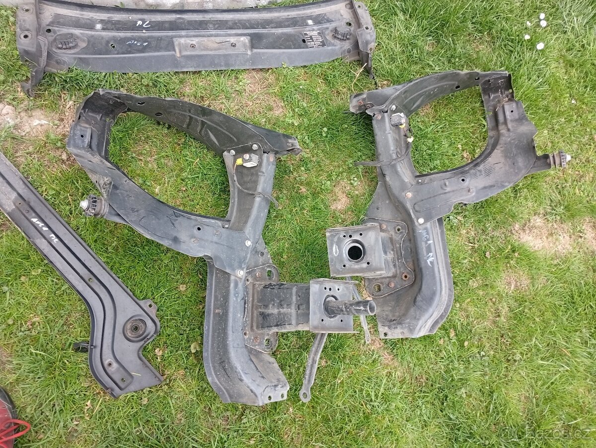 MERCEDES BENZ ML W164 PŘEDNÍ PŘÍČKY, VÝZTUHY, OČNICE