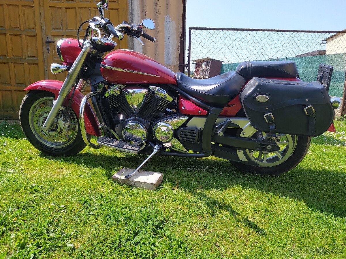 Yamaha 1300 Midnight Star