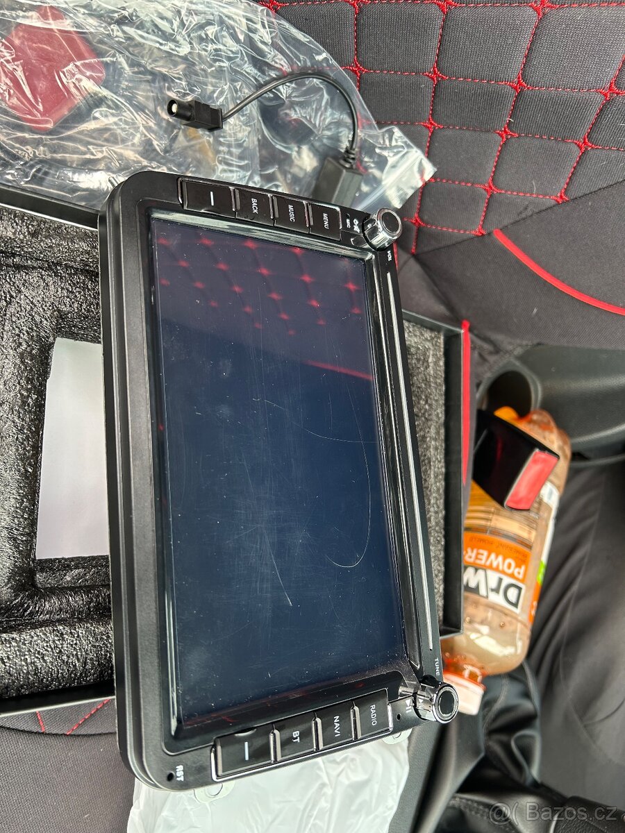 Android rádio Škoda Octavia 2