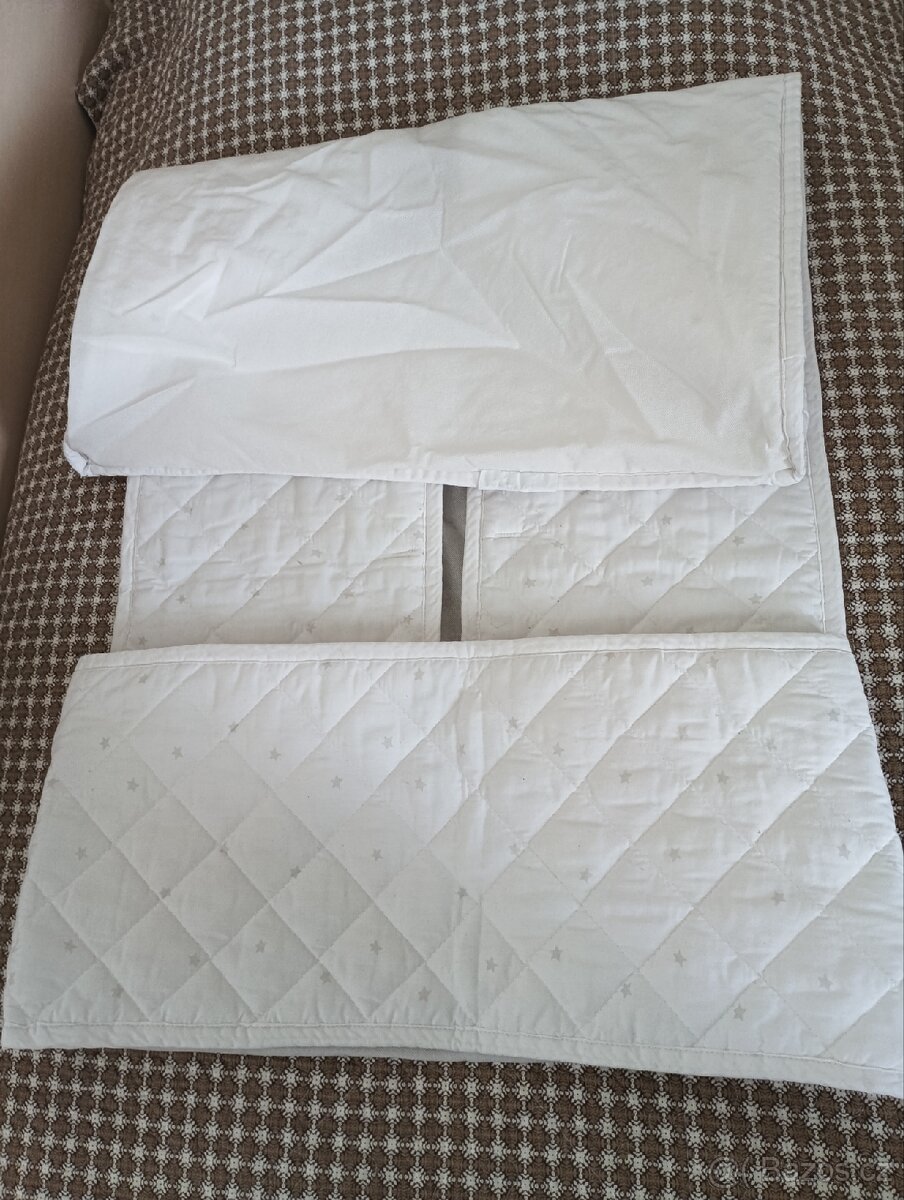 Mantinel do postýlky Ikea