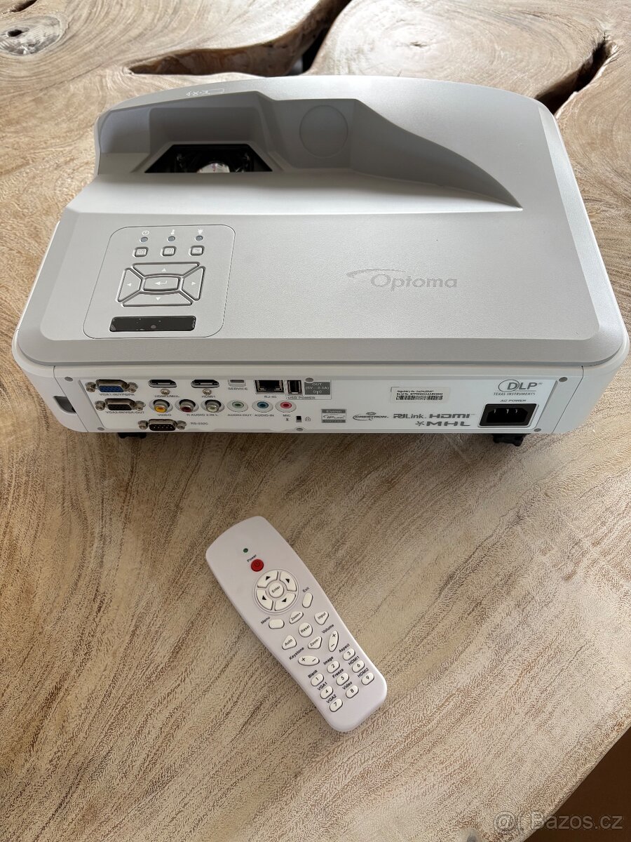 Prodám laserový projektor Optoma ZU 500UST