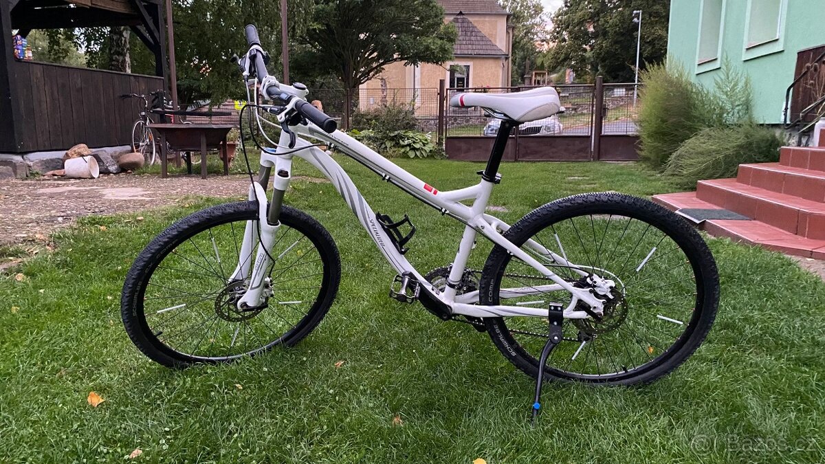 Dívčí kolo Specialized Myka 26"