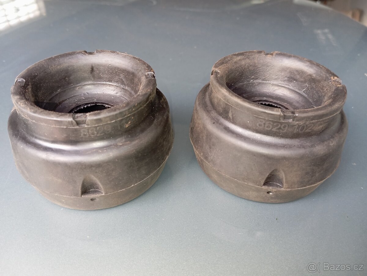 prodám horní uložení tlumiče TRW Octavia I