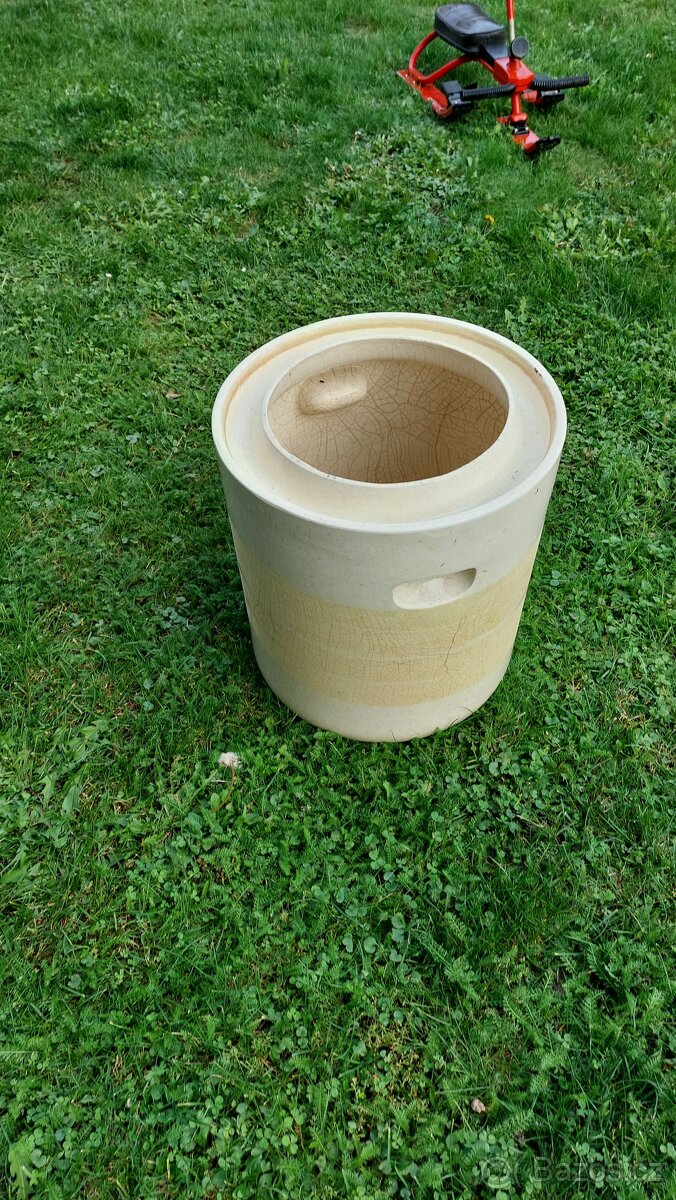 Keramický hrnec na zelí