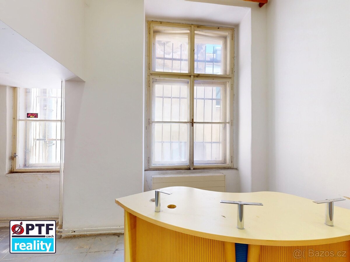 Pronájem kanceláře, 29 m² - Plzeň - Vnitřní Město