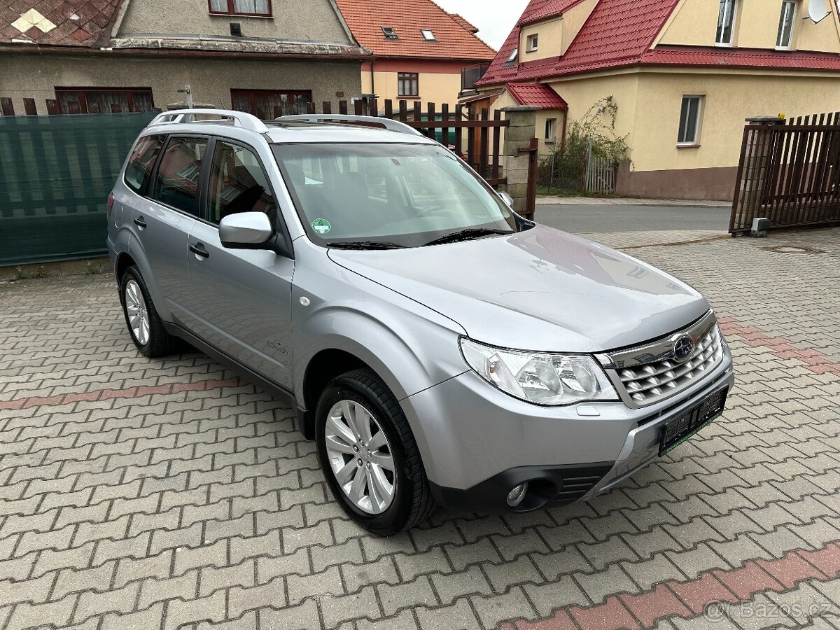 Subaru Forester 2.0 110kW 2013 139314km Trend TAŽNÉ